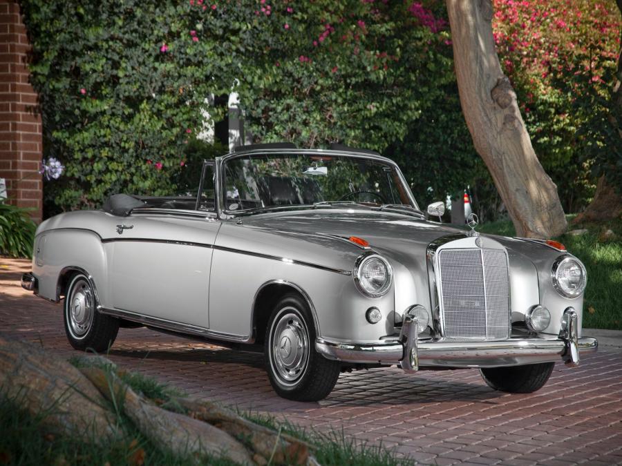  Mercedes-Benz 220 SE Cabriolet 1958 года  (фото 2 из 27)